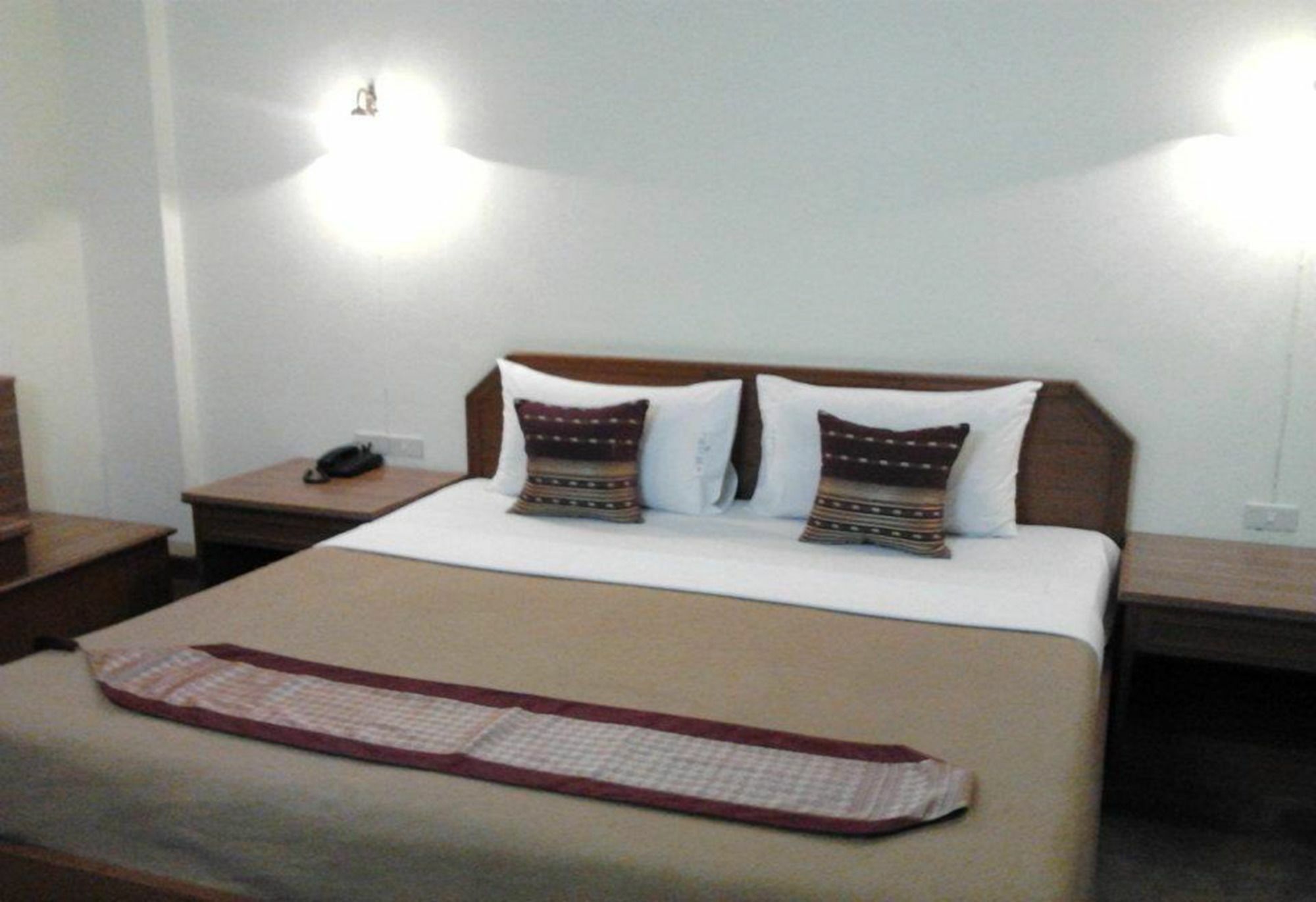 Lisa Chiang Mai Hotel Exterior photo